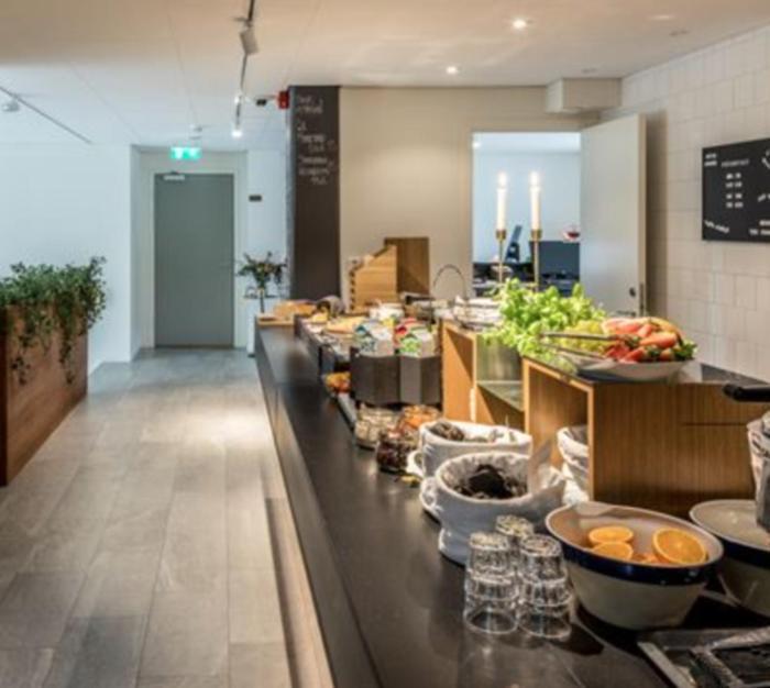 Avanti Apartment Hotel Стокгольм Экстерьер фото
